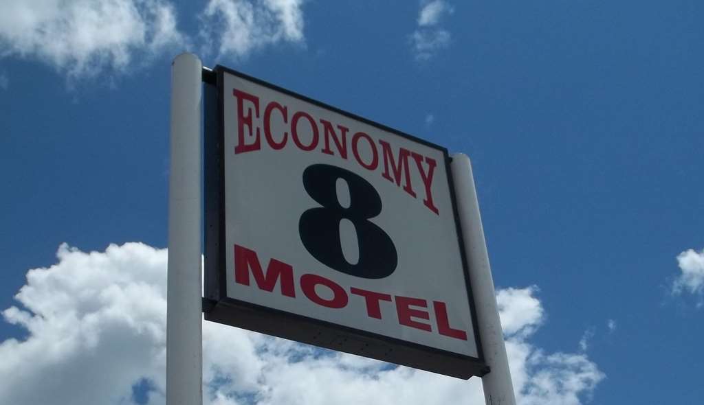 Economy Inn Mccook Exterior foto