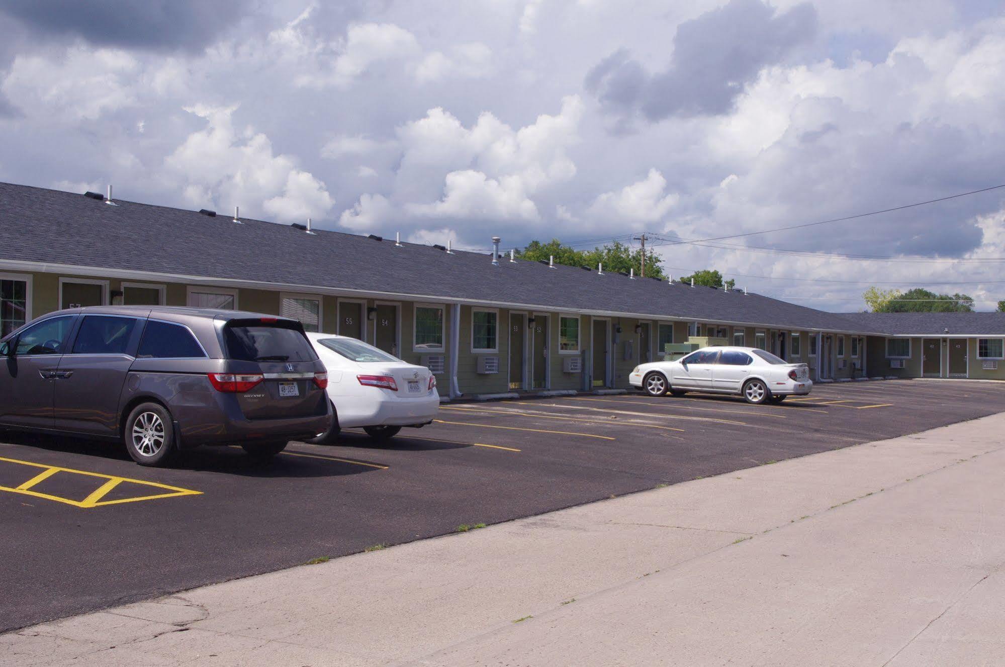Economy Inn Mccook Exterior foto