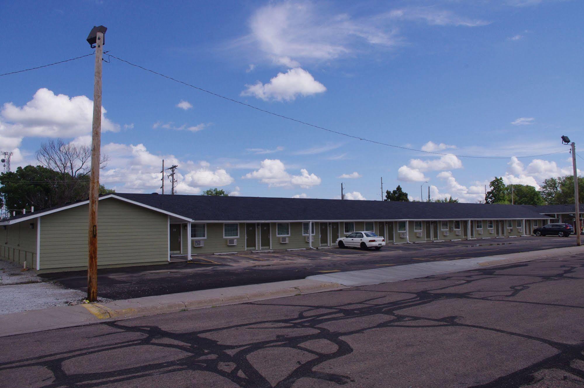 Economy Inn Mccook Exterior foto